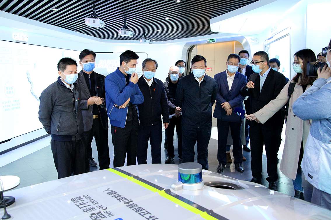 佛山市市长朱伟率队视察指导kaiyun开云环境复工抗疫工作，多款环卫消毒设备助力全国抗疫获赞！