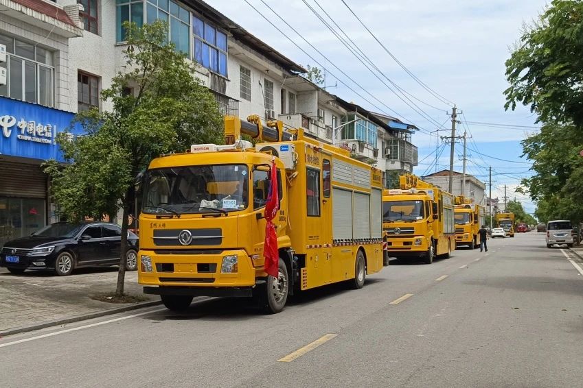 连续奋战又出发 kaiyun开云环境紧急驰援湘潭涓水决口